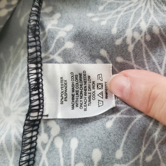 Soybu  guarter length sleeve black dress - Picture 7 of 7